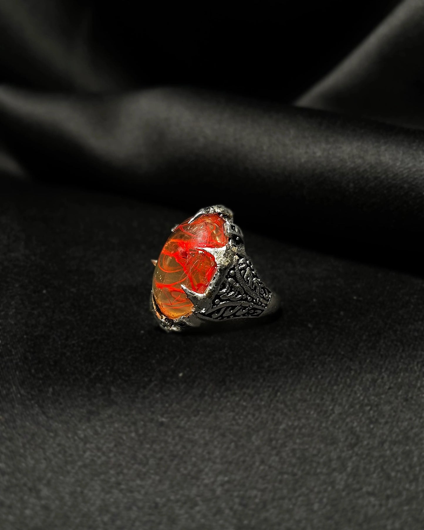 Titan Fang Ring VII