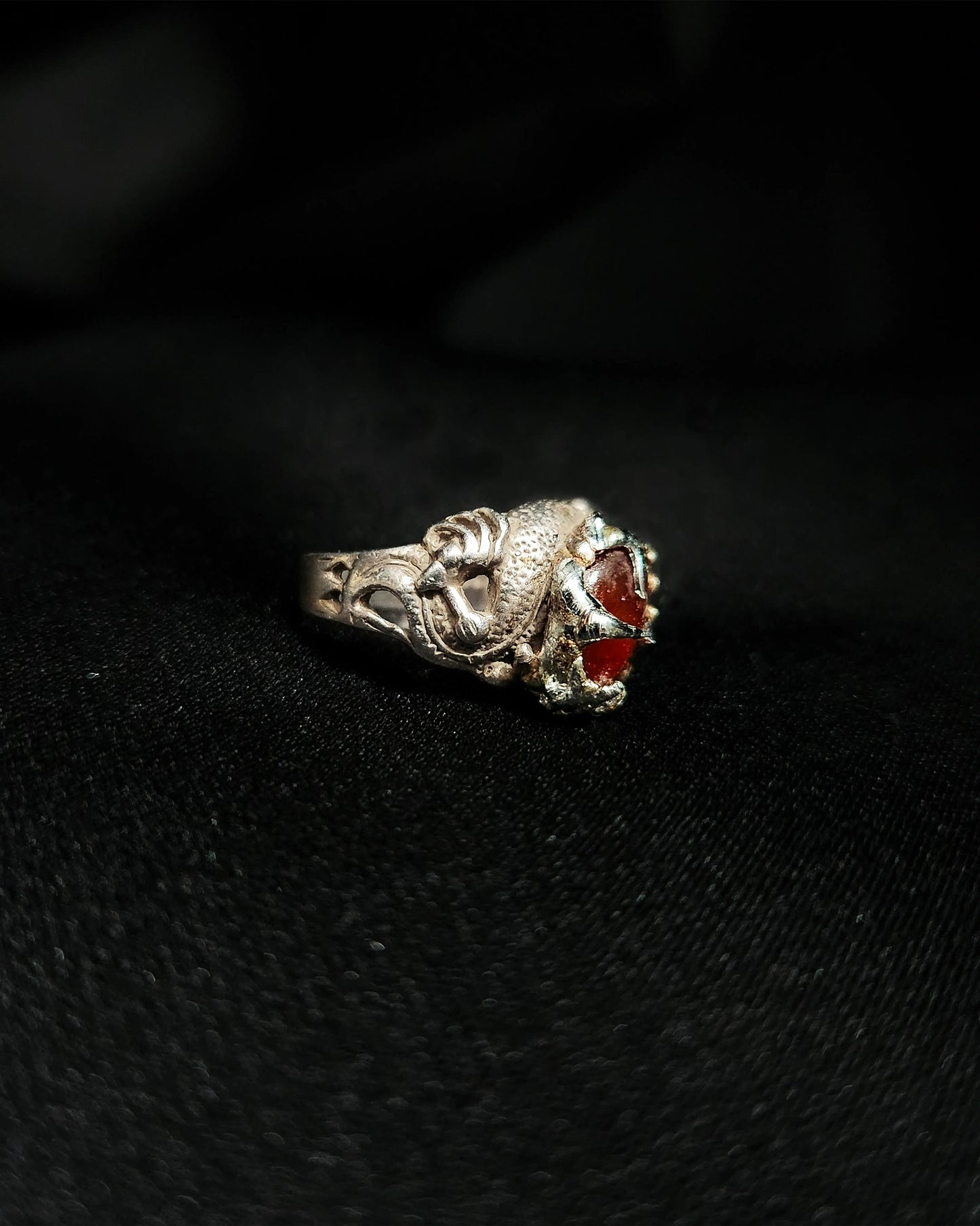 Titan Fang Ring