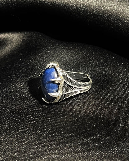Titan Fang Ring IV