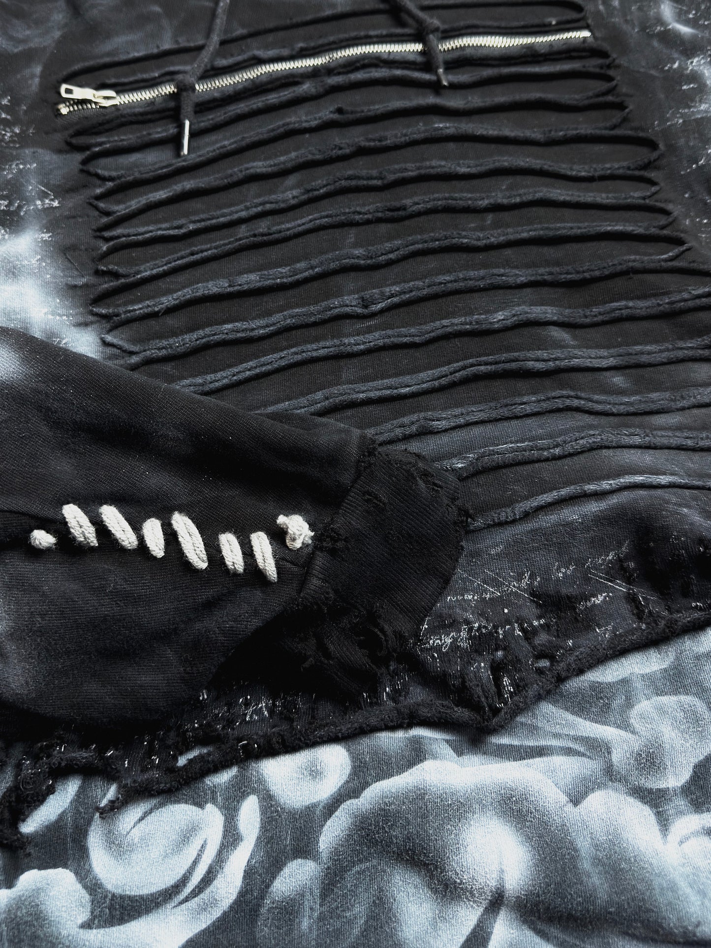 ØNYX[D05E] 222 HOODIE