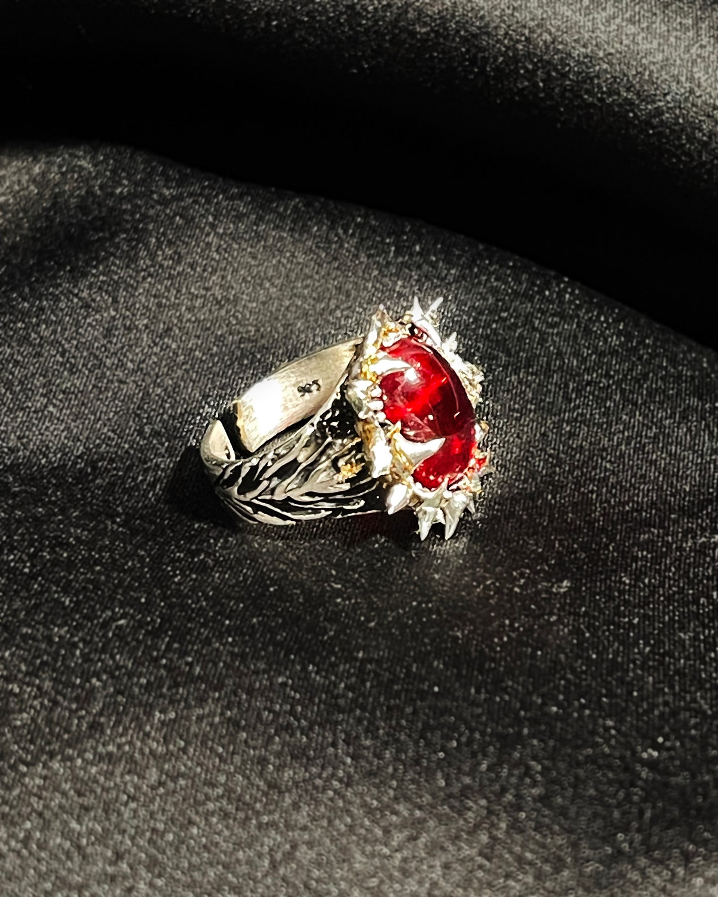 Titan Fang Ring II