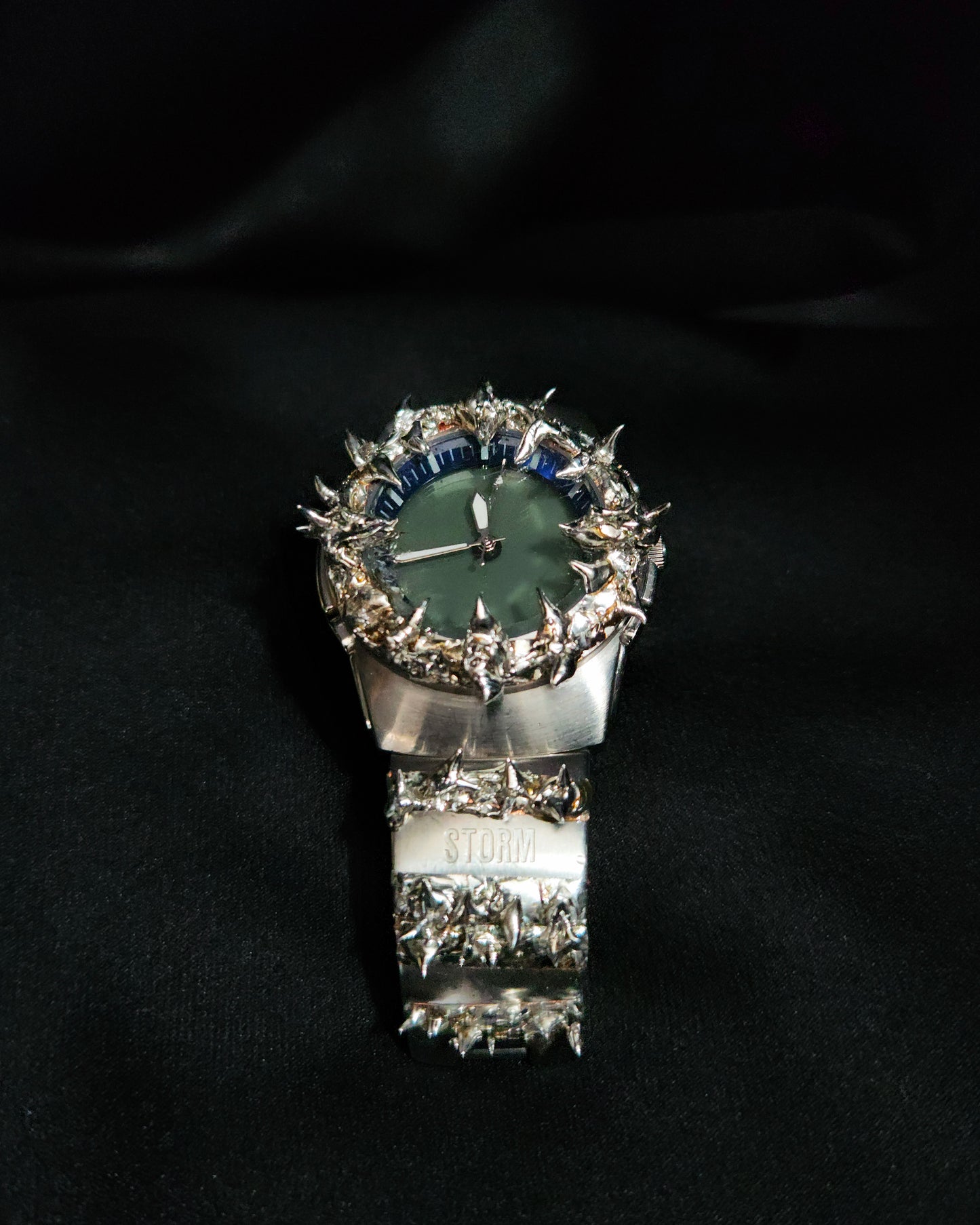 Titan Fang Watch