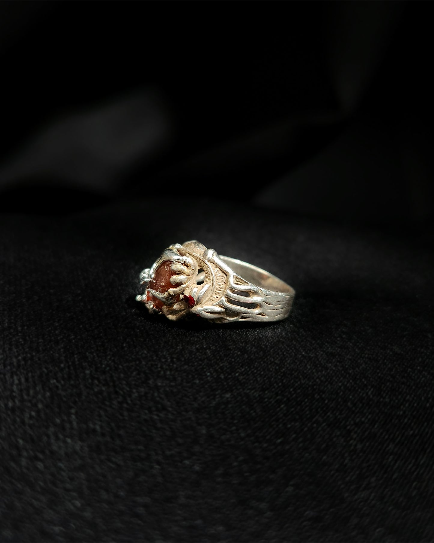 Titan Fang Ring